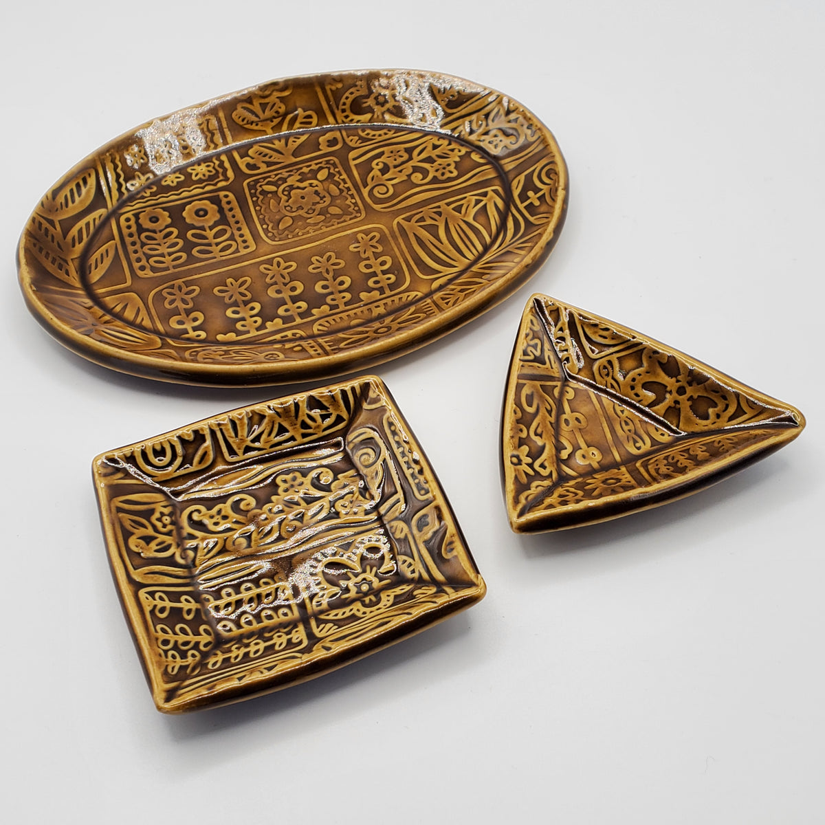 Earth & Fire Collection - Textured Dish Set
